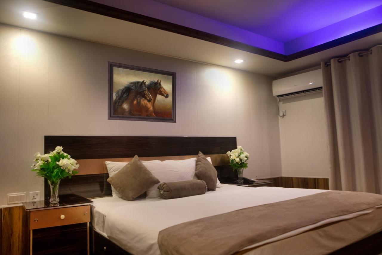 Hotel Marco Polo Lahor Dış mekan fotoğraf