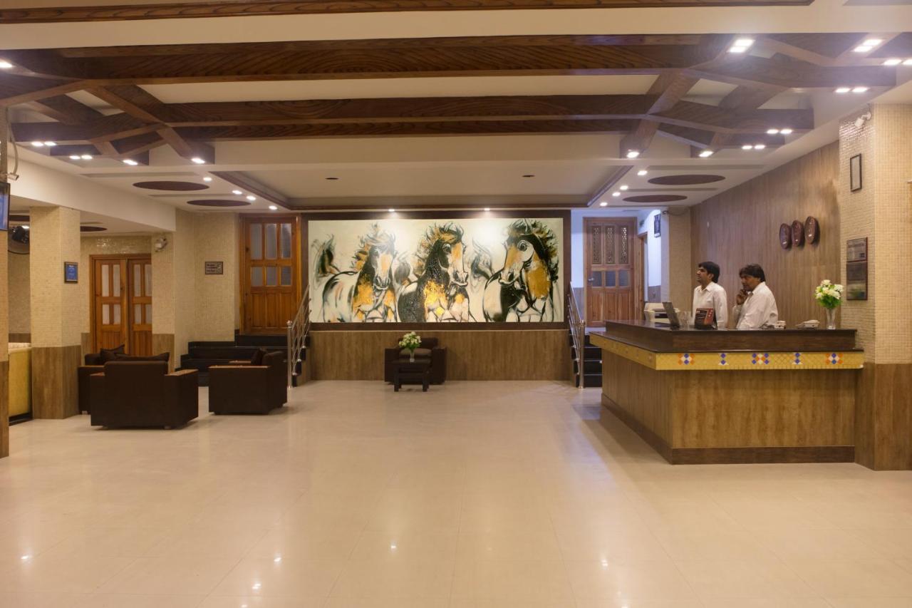 Hotel Marco Polo Lahor Dış mekan fotoğraf