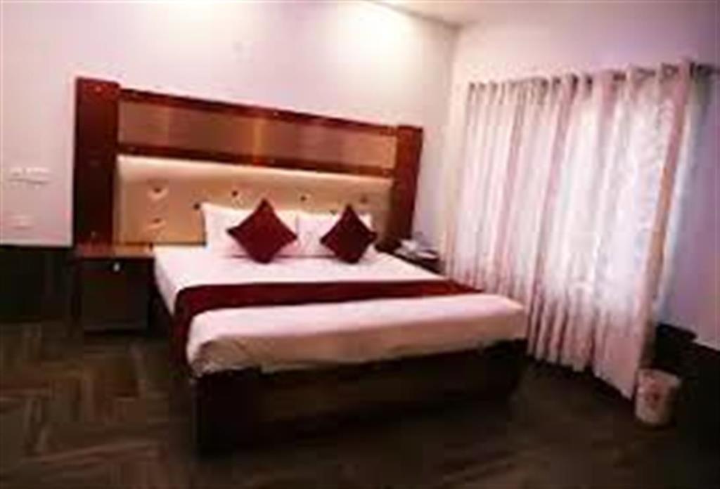 Hotel Marco Polo Lahor Dış mekan fotoğraf